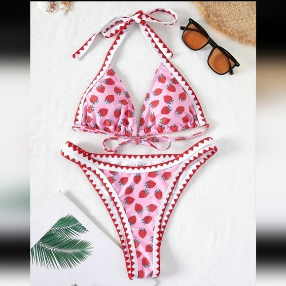 SHEIN Other - Shein Womens Strawberry Print Halter Triangle Bikini Swimsuit Set Size Large